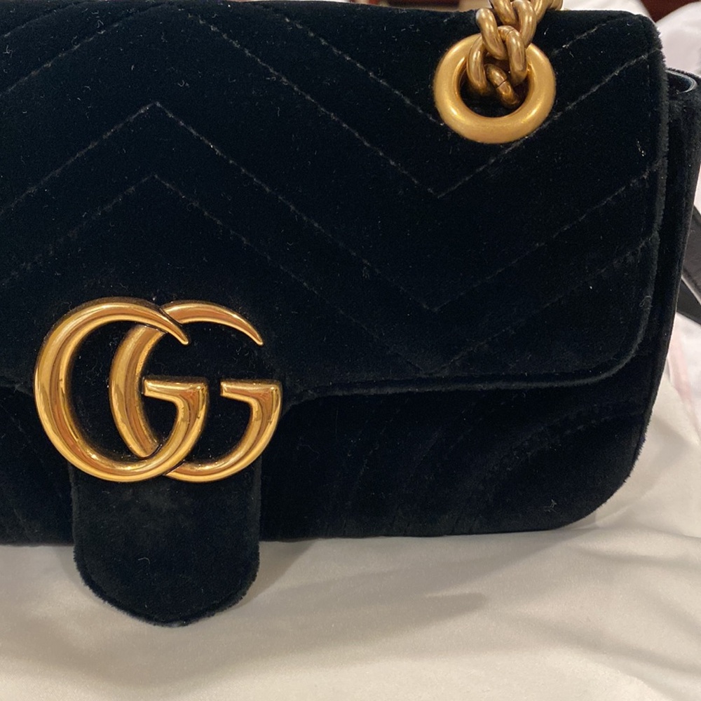 GUCCI GG MARMONT BLACK VELVET MINI BAG